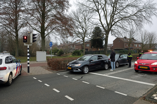 Dronken automobiliste veroorzaakt aanrijding Mozartlaan Waalwijk