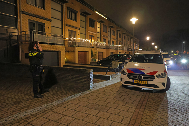 Verdachten slaan op de vlucht na betrapte inbraakpoging Voorweiden Waalwijk
