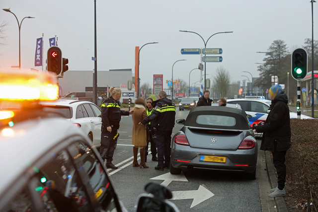 Dronken automobiliste veroorzaakt aanrijding Mozartlaan Waalwijk