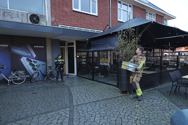 Bewoonster gewond bij keukenbrand Markt Waalwijk