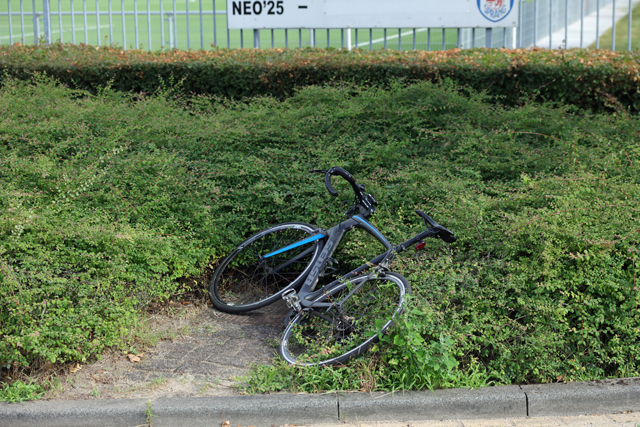 Fietser raakt gewond bij aanrijding op De Gaard in Waalwijk