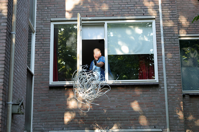 Politie valt woning binnen aan Diederikhof na anonieme tip: net geoogste hennepkwekerij ontdekt