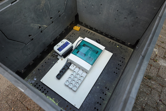 Politie valt woning binnen aan Diederikhof na anonieme tip: net geoogste hennepkwekerij ontdekt