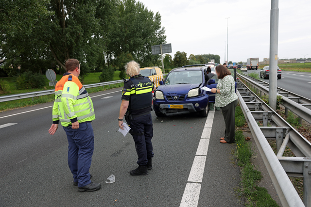 Kettingbotsing in spitsfile op A59 zorgt voor flinke vertraging richting Drunen