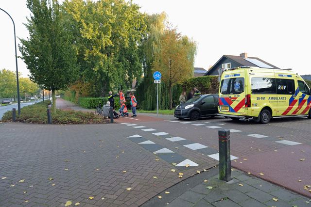 Fietser aangereden op Reigerbosweg door slecht zicht door beslagen autoramen: Politie maakt foto’s