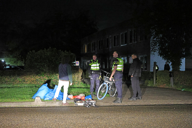 Agressieve man uit migrantenhotel gezet aan Altenaweg: Politie grijpt in na ruzie